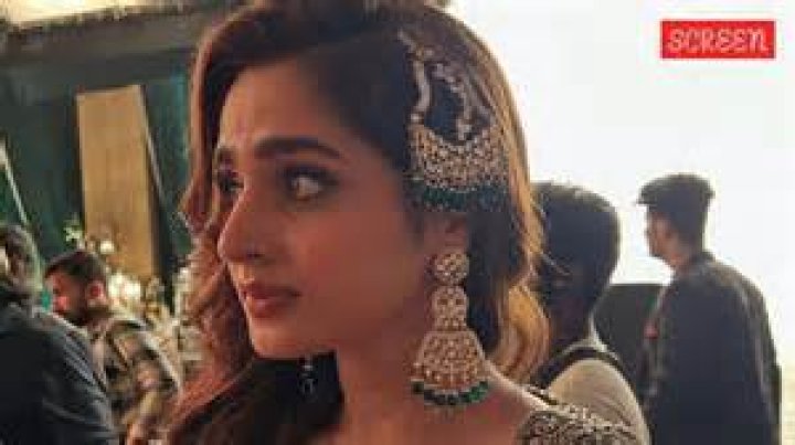 Ayesha Khan: The Rising Star of Web Series
