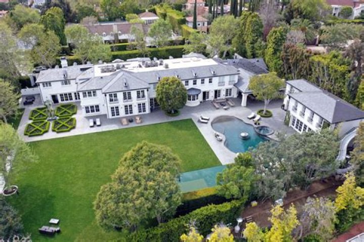 Inside Diddy's Real Estate Empire: How Many Houses Does Diddy Have?