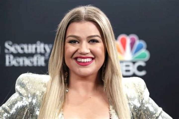 Kelly Clarkson's Surprise Role in Sister Act 2: A Deep Dive