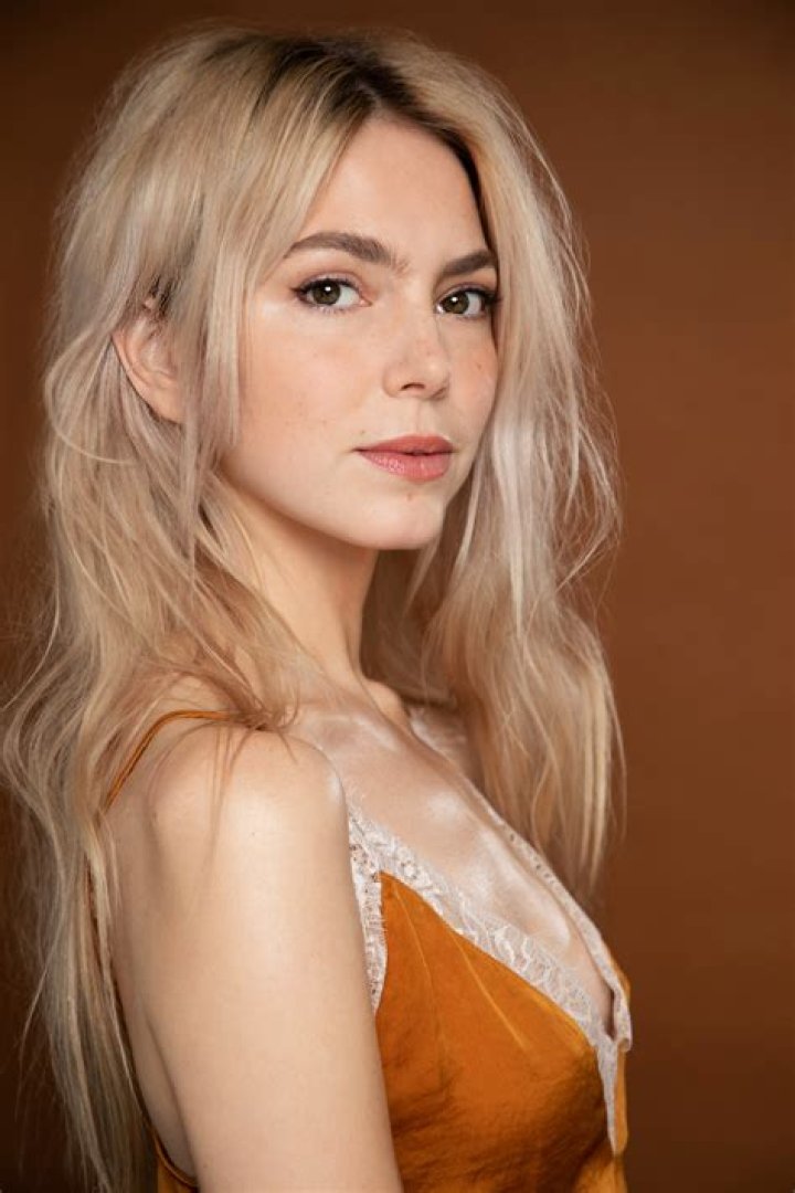 Nataliconti: The Rising Star in Modern Entertainment
