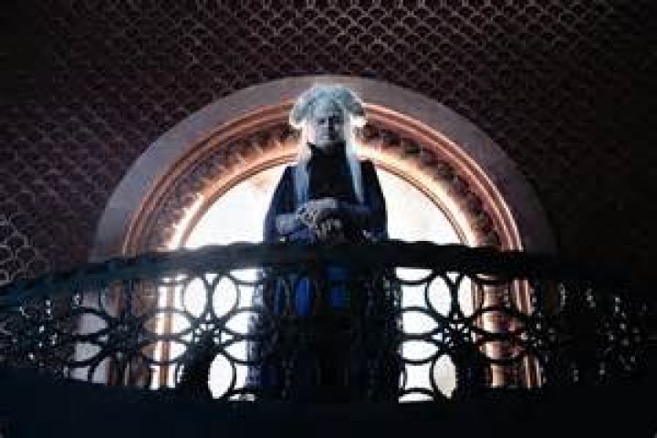 Sateen Besson: The Rising Star Taking the Music World by Storm