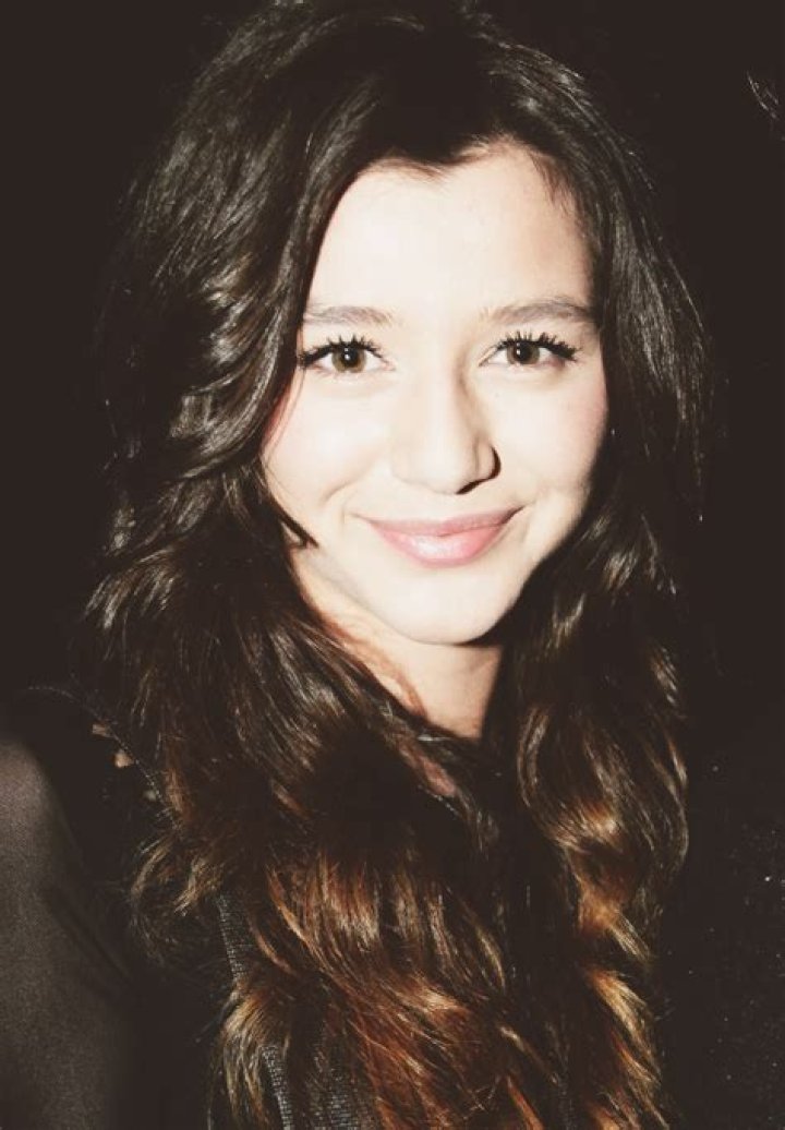 Unraveling the Life and Career of Eleanor Calder