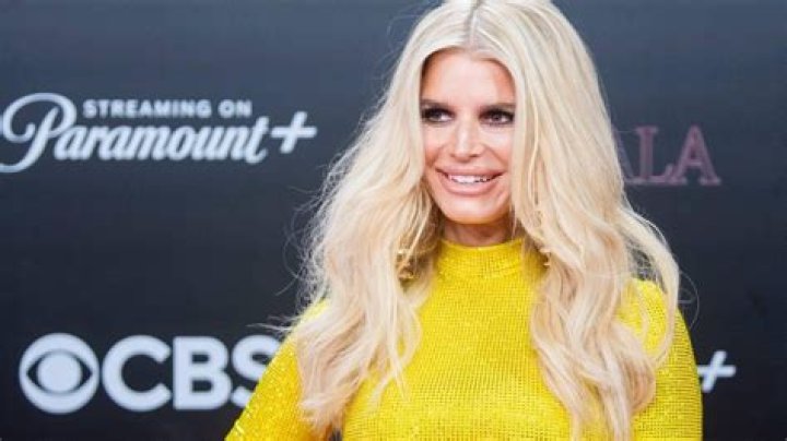 Unveiling the Allure: Jessica Simpson Nude
