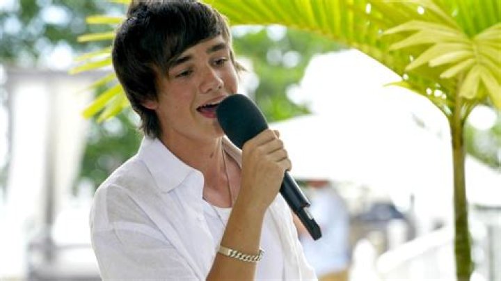 Unveiling the Sound: The Story Behind Liam Payne's Microphone